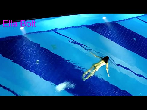 ❤️ Ma nistax nieqaf nara, blonda żagħżugħa maqbuda tgħum nuda fil-pool tar-resort ELLA BOLT Vidjow tas-sess f'mt.vanalize.ru